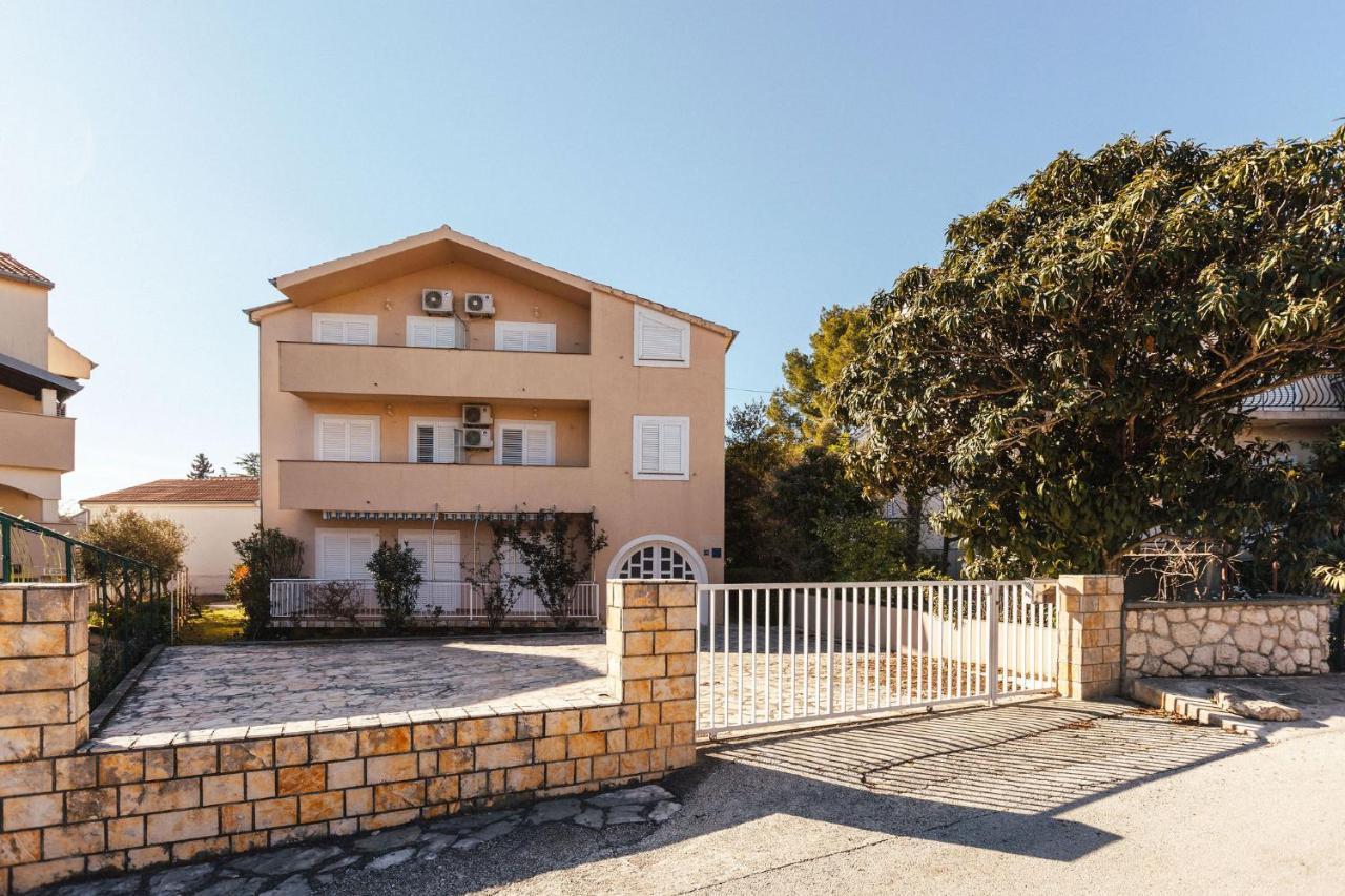 Villa Porta Biograd Na Moru Buitenkant foto